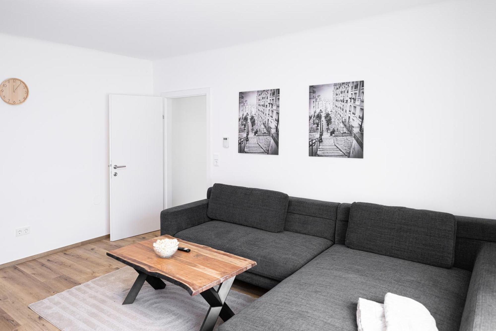 Luxury Sedda Bed, Nespresso, Netflix Apartment ลินซ์ ภายนอก รูปภาพ